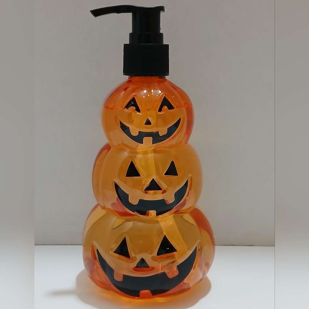 Pumpkin Stack Soap Dispenser - Pumpkin Sage Scented